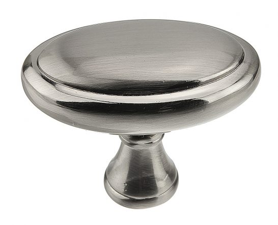 Knob - Traditional Oval - 1" - Brushed Nickel